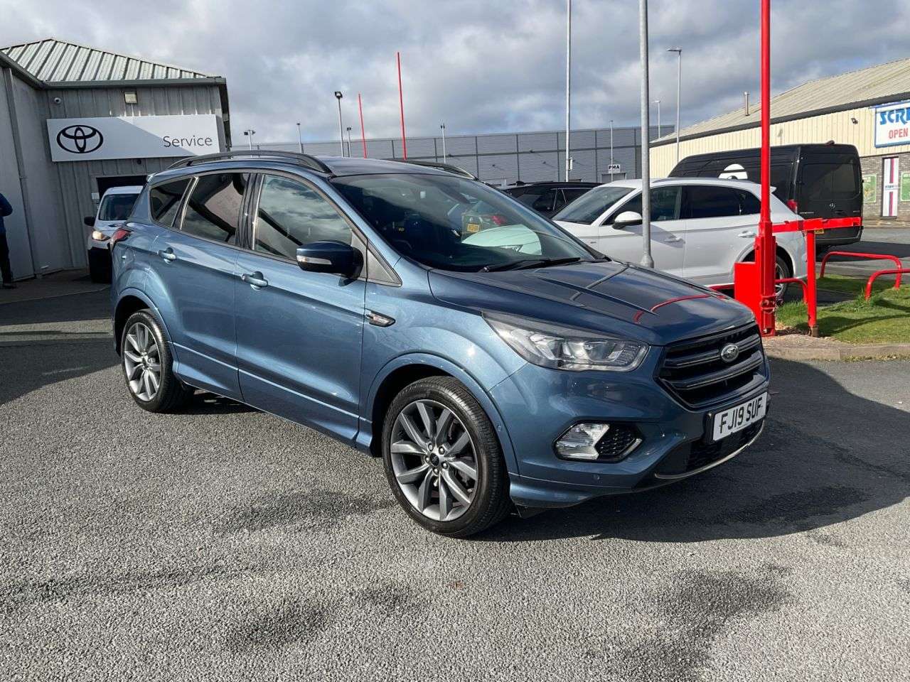 A 2019 FORD KUGA 2.0 TDCi ST-Line SUV 5dr Diesel Powershift AWD Euro 6 (s/s) (180 ps) A 2019 FORD KUGA 2.0 TDCi ST-Line SUV 5dr Diesel Powershift AWD Euro 6 (s/s) (180 ps)