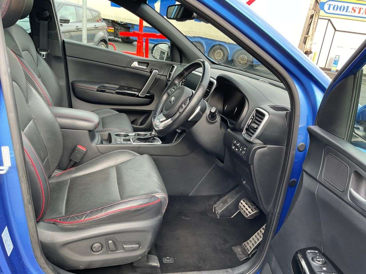 2018 KIA SPORTAGE 2018 KIA SPORTAGE