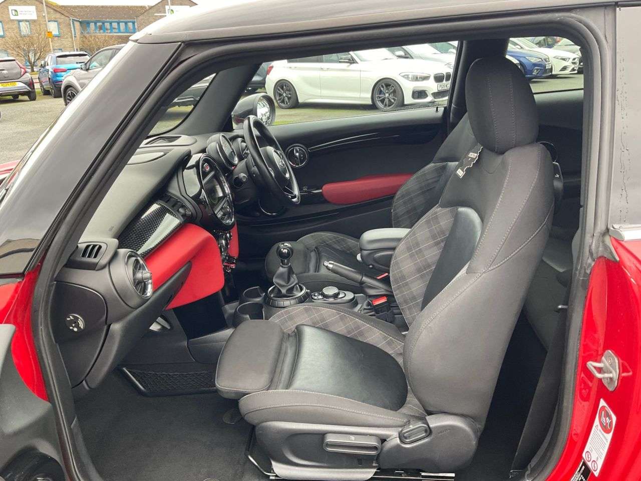 2015 MINI HATCH 2015 MINI HATCH