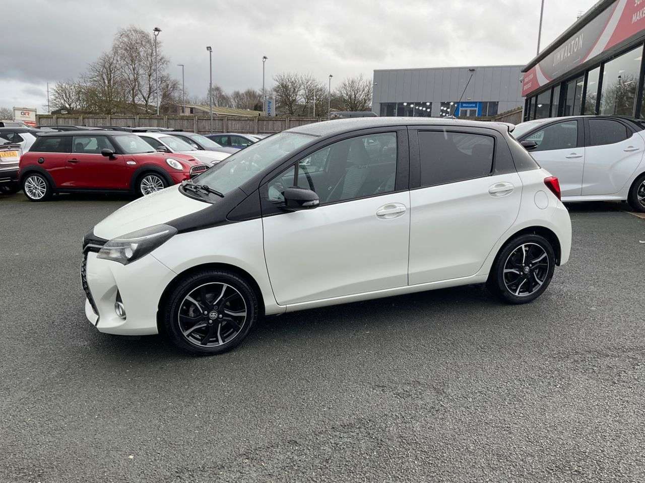 2016 TOYOTA YARIS 2016 TOYOTA YARIS