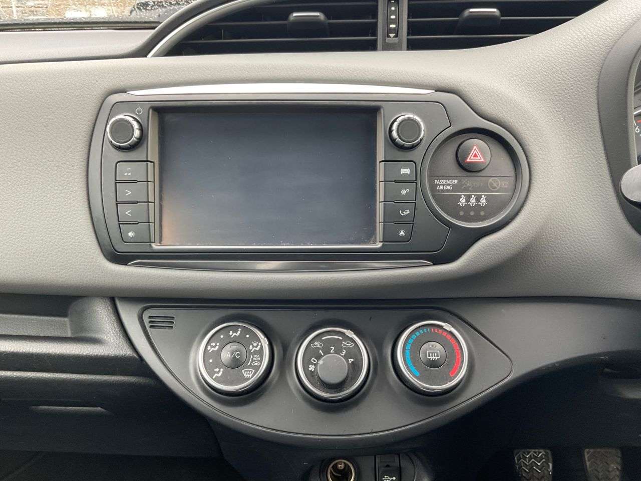 2016 TOYOTA YARIS 2016 TOYOTA YARIS
