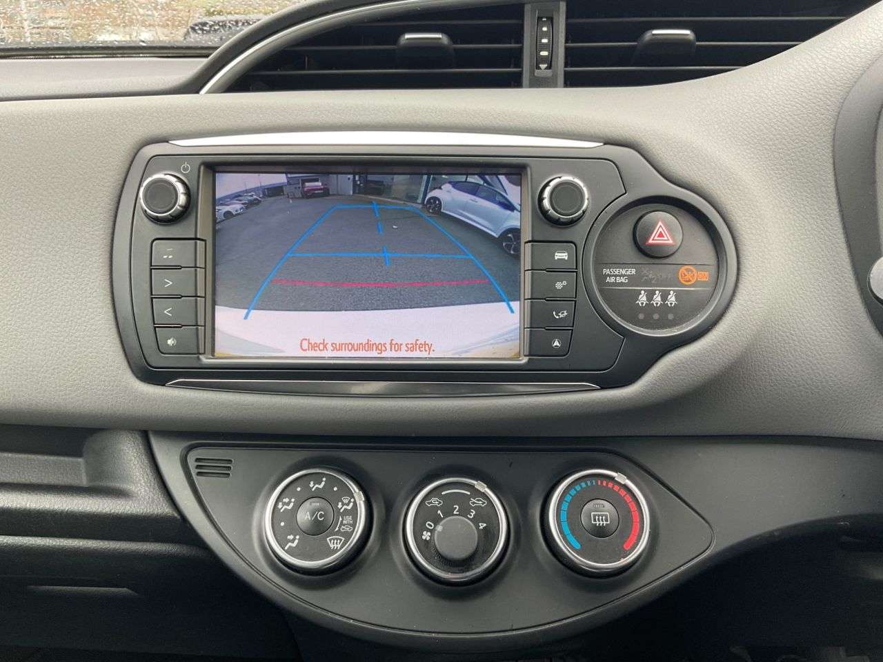 2016 TOYOTA YARIS 2016 TOYOTA YARIS