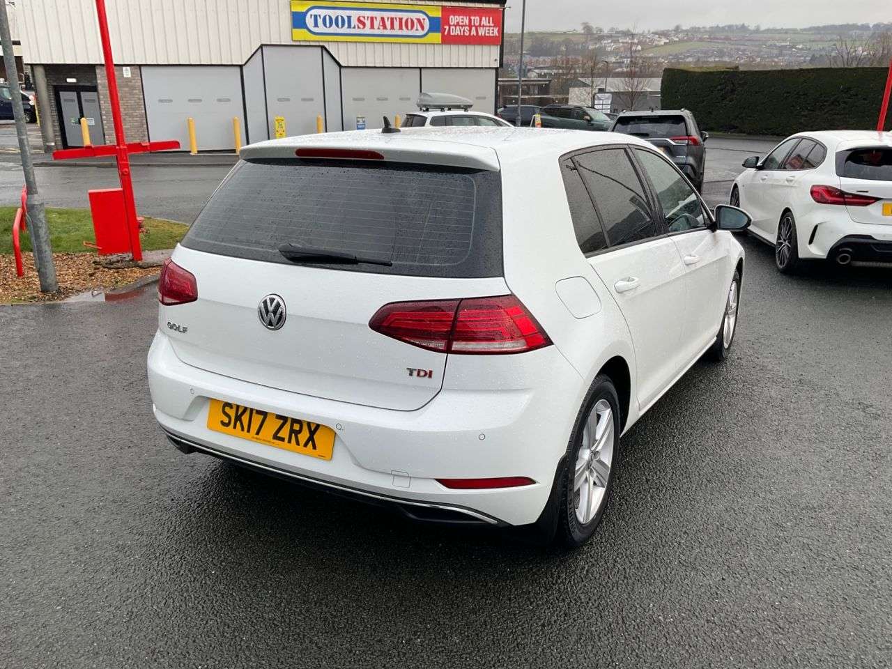 2017 VOLKSWAGEN GOLF 2017 VOLKSWAGEN GOLF