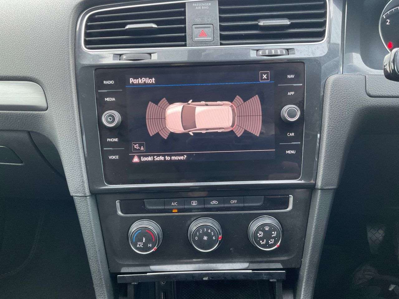 2017 VOLKSWAGEN GOLF 2017 VOLKSWAGEN GOLF