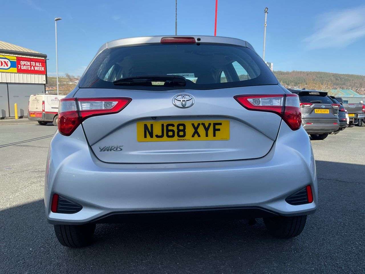 2018 TOYOTA YARIS 2018 TOYOTA YARIS