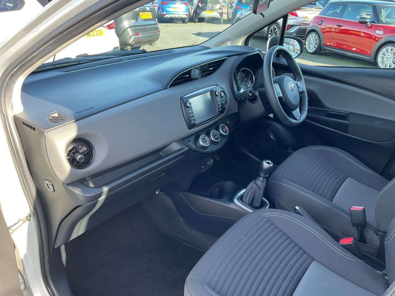 2018 TOYOTA YARIS 2018 TOYOTA YARIS