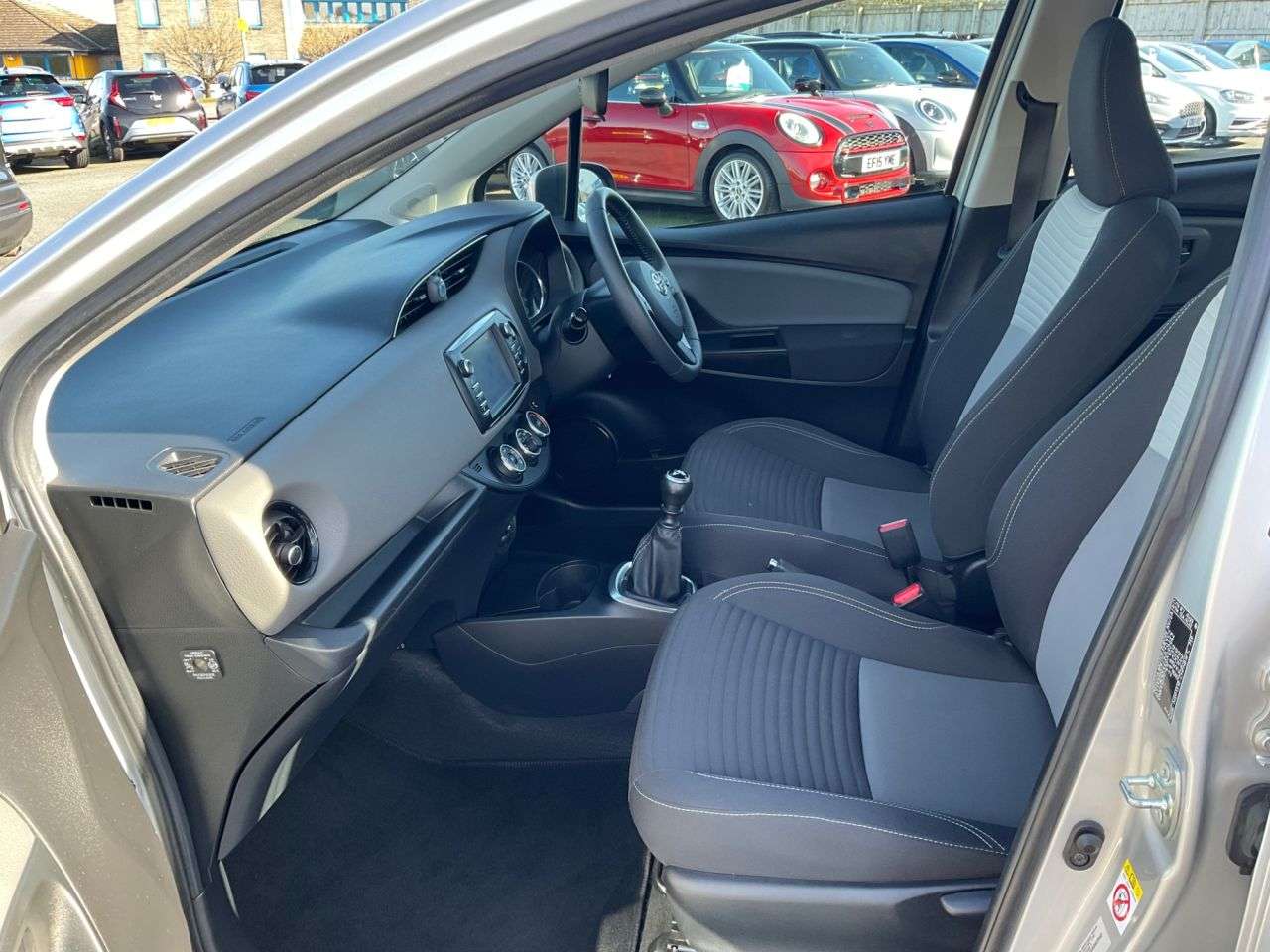 2018 TOYOTA YARIS 2018 TOYOTA YARIS