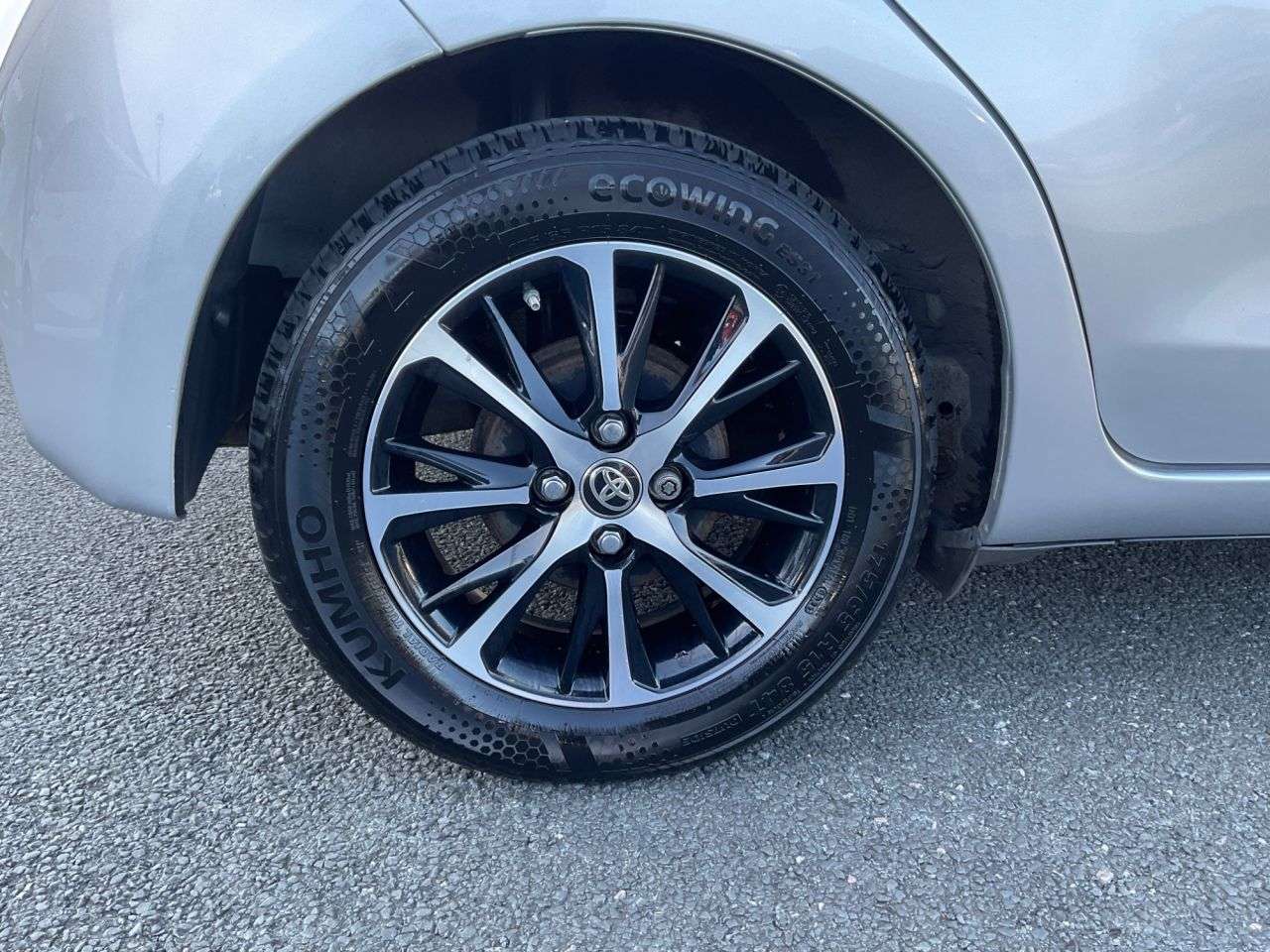 2018 TOYOTA YARIS 2018 TOYOTA YARIS