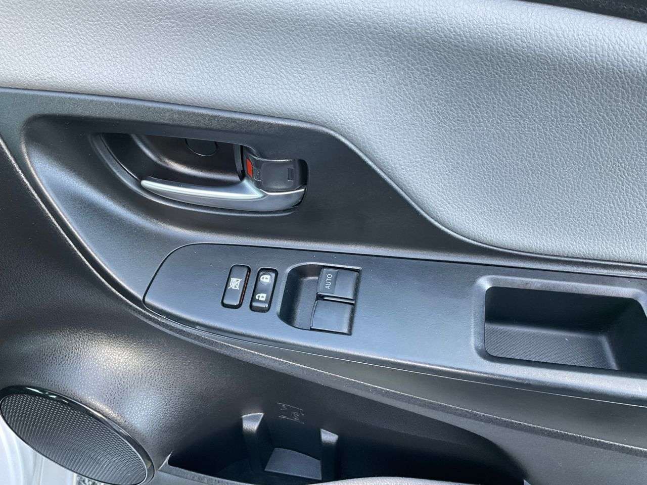 2018 TOYOTA YARIS 2018 TOYOTA YARIS