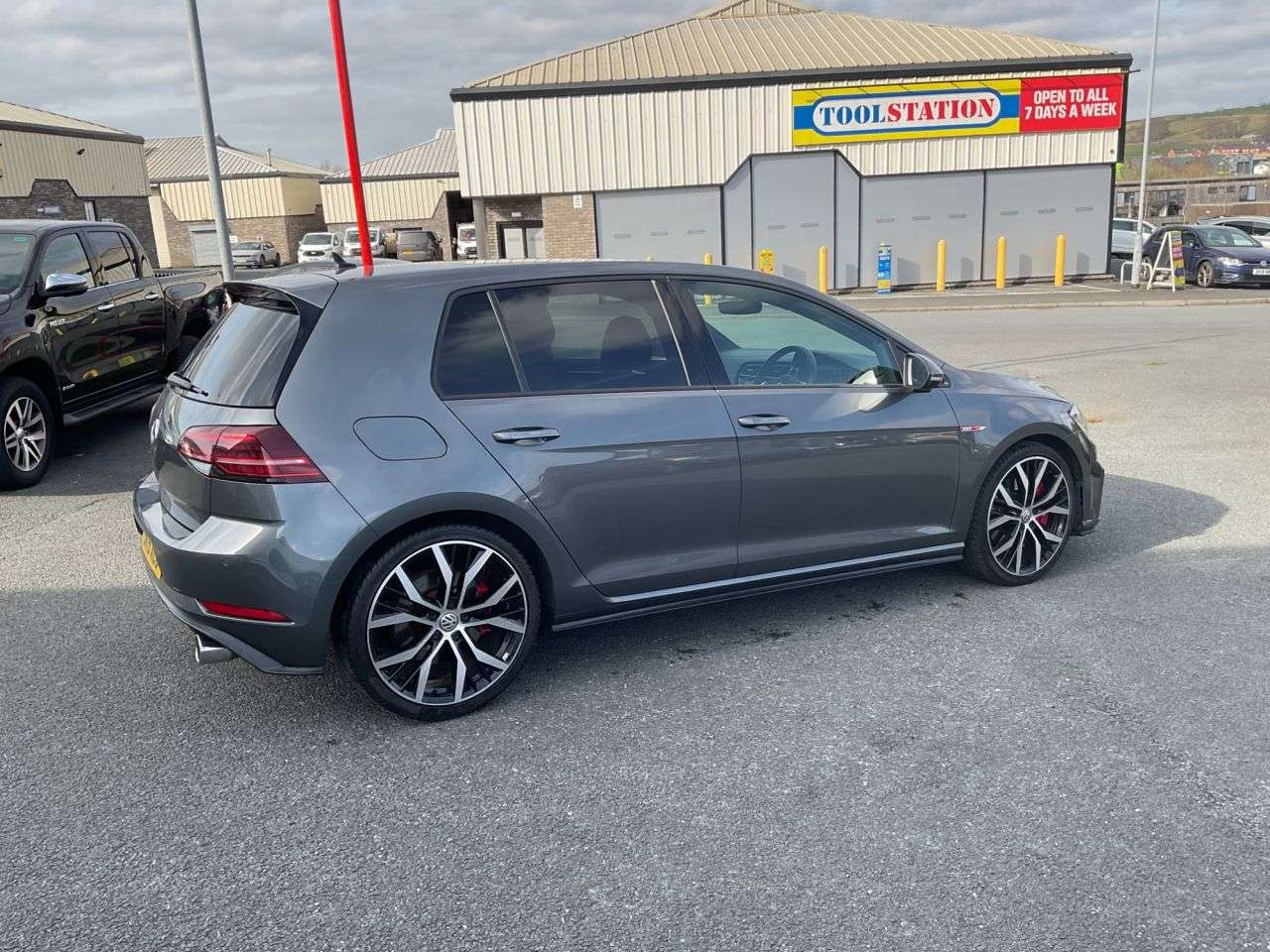 A 2019 VOLKSWAGEN GOLF 2.0 TSI GPF GTI Performance Hatchback 5dr Petrol DSG Euro 6 (s/s) (245 ps) A 2019 VOLKSWAGEN GOLF 2.0 TSI GPF GTI Performance Hatchback 5dr Petrol DSG Euro 6 (s/s) (245 ps)