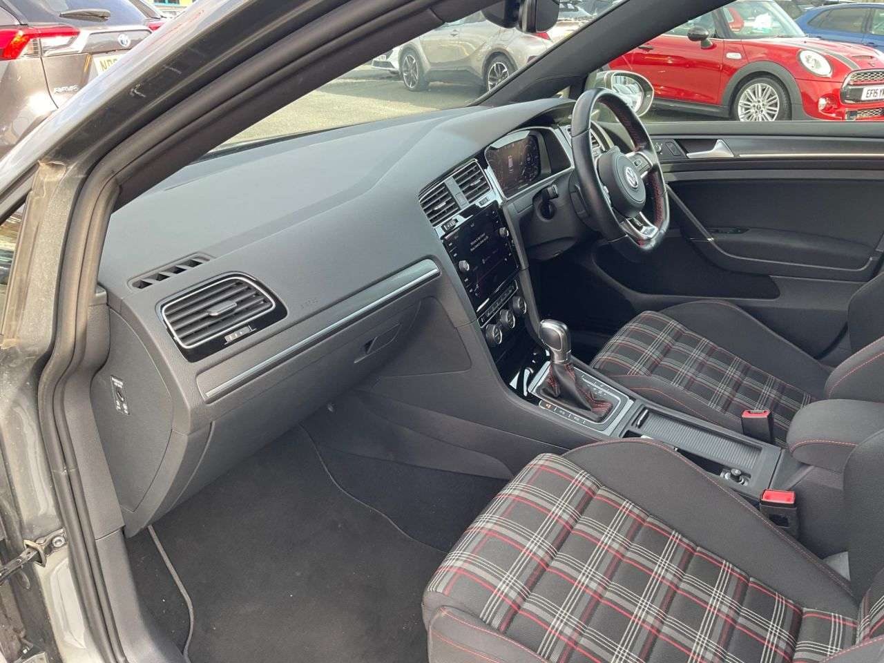 2019 VOLKSWAGEN GOLF 2019 VOLKSWAGEN GOLF