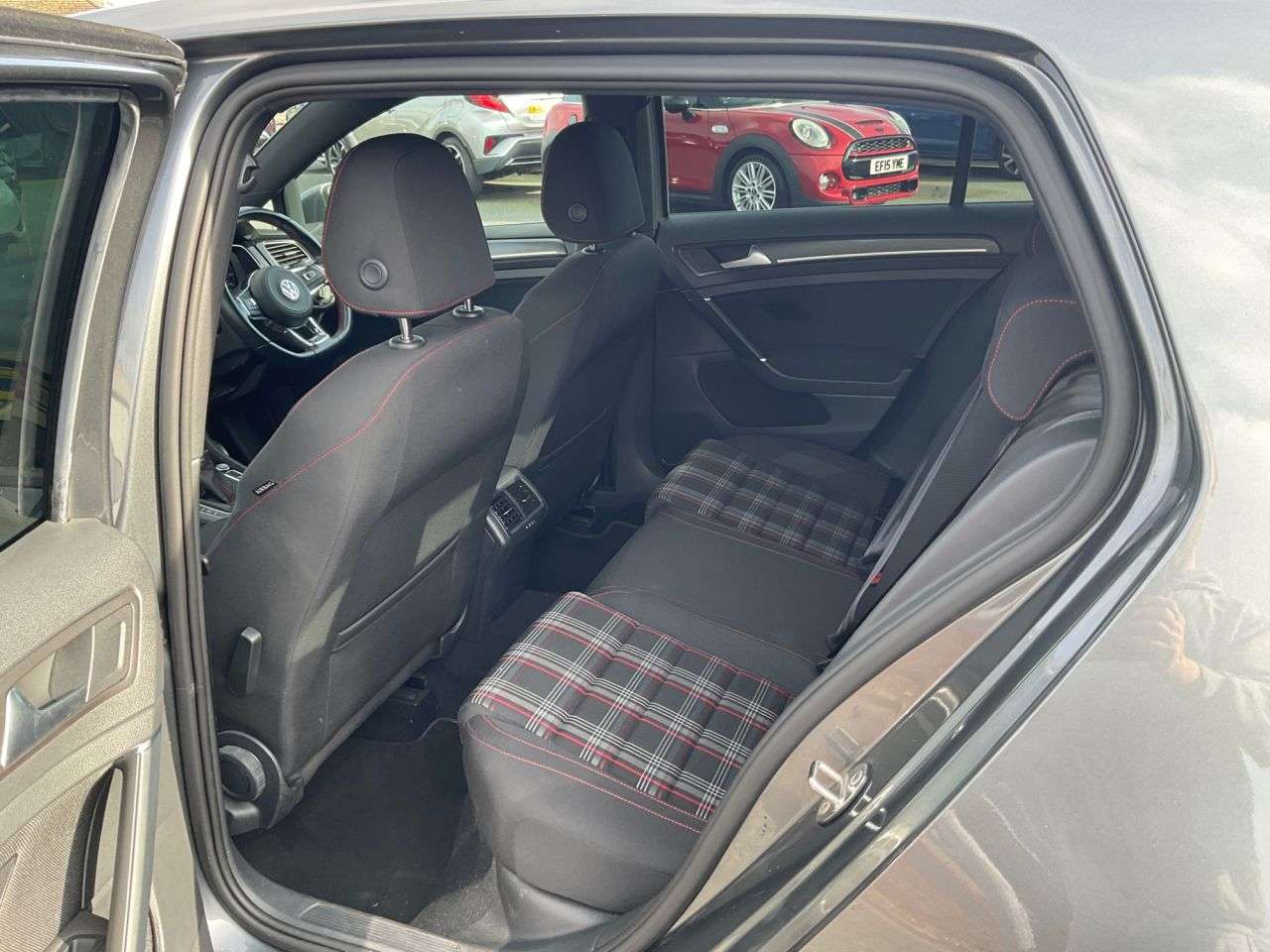 2019 VOLKSWAGEN GOLF 2019 VOLKSWAGEN GOLF