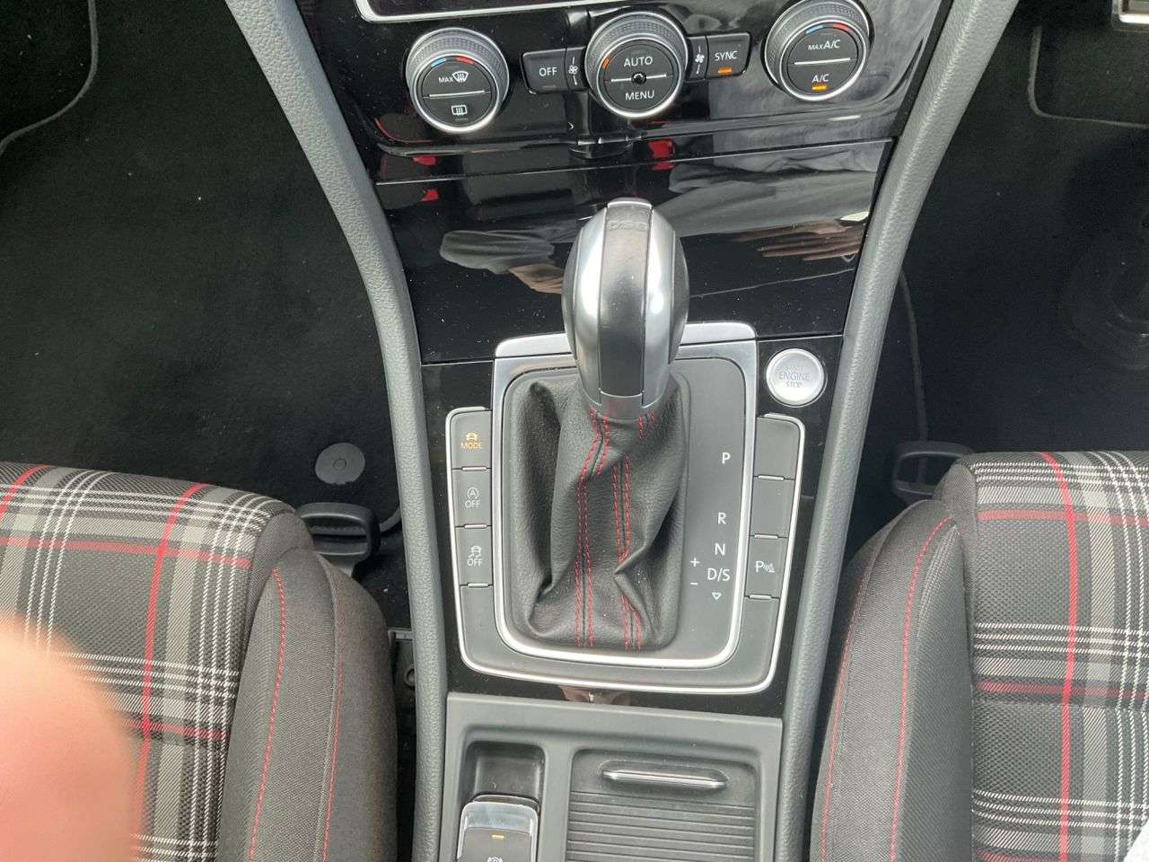 2019 VOLKSWAGEN GOLF 2019 VOLKSWAGEN GOLF