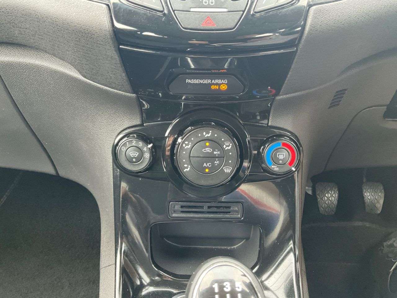 2016 FORD FIESTA 2016 FORD FIESTA