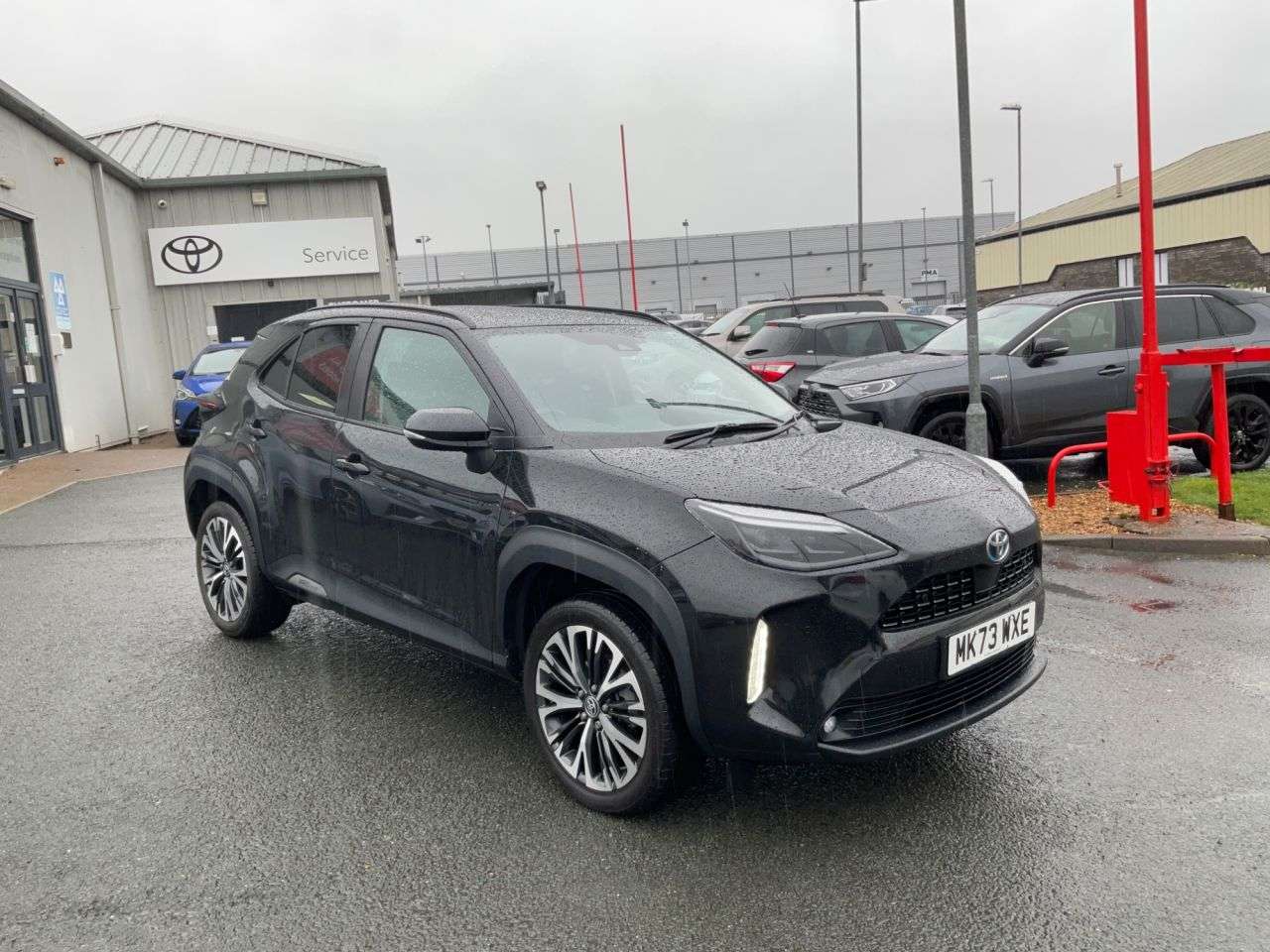 A 2023 TOYOTA YARIS CROSS 1.5 VVT-h Excel SUV 5dr Petrol Hybrid E-CVT Euro 6 (s/s) (116 ps) A 2023 TOYOTA YARIS CROSS 1.5 VVT-h Excel SUV 5dr Petrol Hybrid E-CVT Euro 6 (s/s) (116 ps)