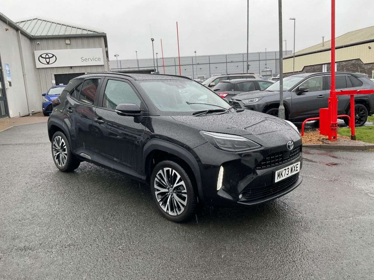 A 2023 TOYOTA YARIS CROSS 1.5 VVT-h Excel SUV 5dr Petrol Hybrid E-CVT Euro 6 (s/s) (116 ps) A 2023 TOYOTA YARIS CROSS 1.5 VVT-h Excel SUV 5dr Petrol Hybrid E-CVT Euro 6 (s/s) (116 ps)