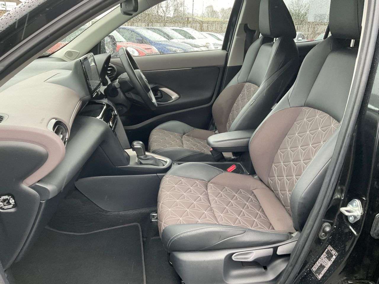 2023 TOYOTA YARIS CROSS 2023 TOYOTA YARIS CROSS