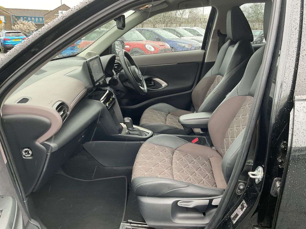 2023 TOYOTA YARIS CROSS 2023 TOYOTA YARIS CROSS