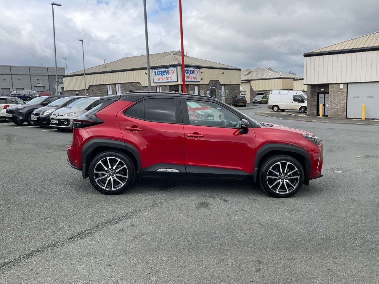 A 2023 TOYOTA YARIS CROSS 1.5 VVT-h GR SPORT SUV 5dr Petrol Hybrid E-CVT Euro 6 (s/s) (116 ps) Camera A 2023 TOYOTA YARIS CROSS 1.5 VVT-h GR SPORT SUV 5dr Petrol Hybrid E-CVT Euro 6 (s/s) (116 ps) Camera