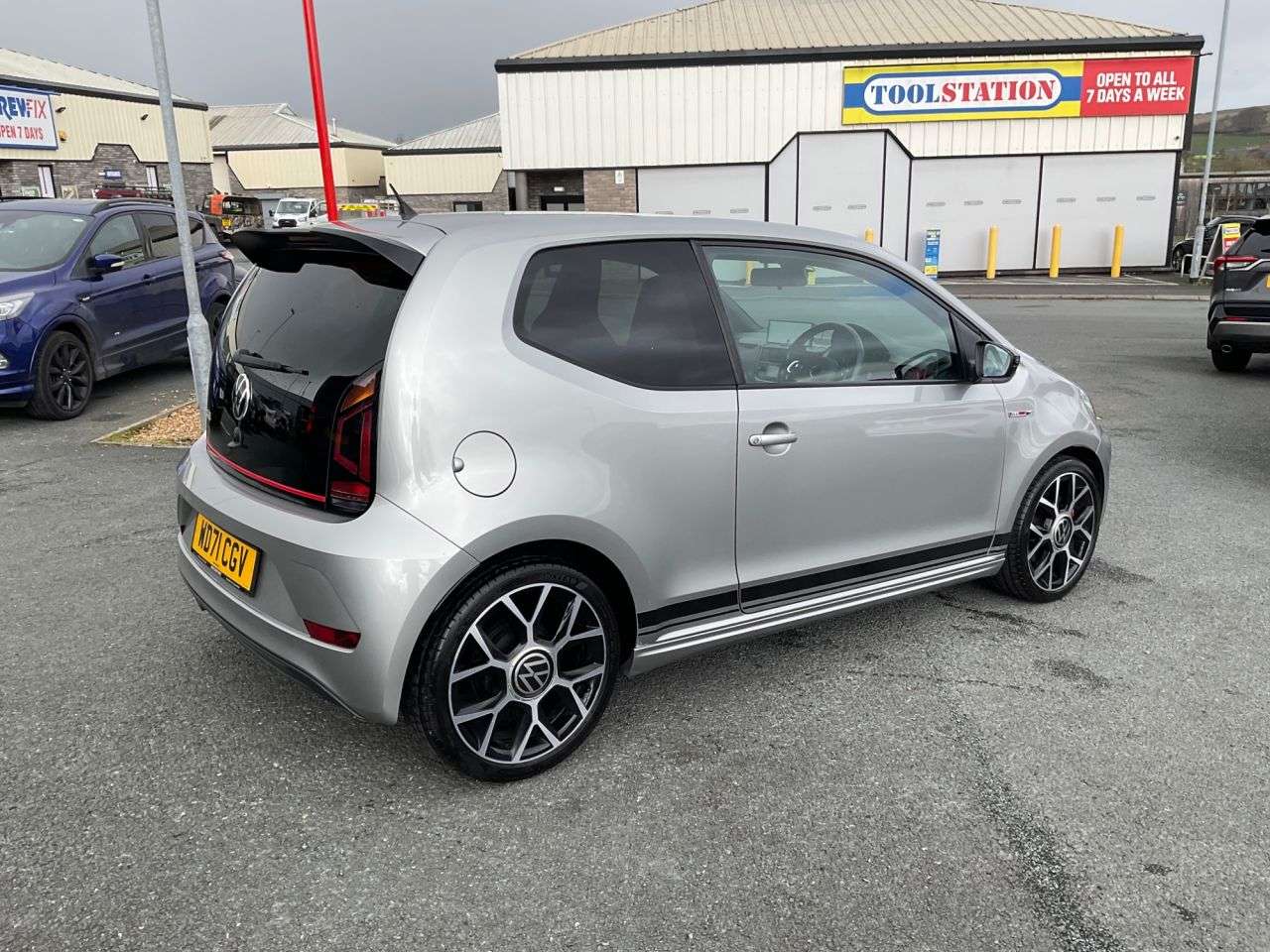 2021 VOLKSWAGEN UP! 2021 VOLKSWAGEN UP!