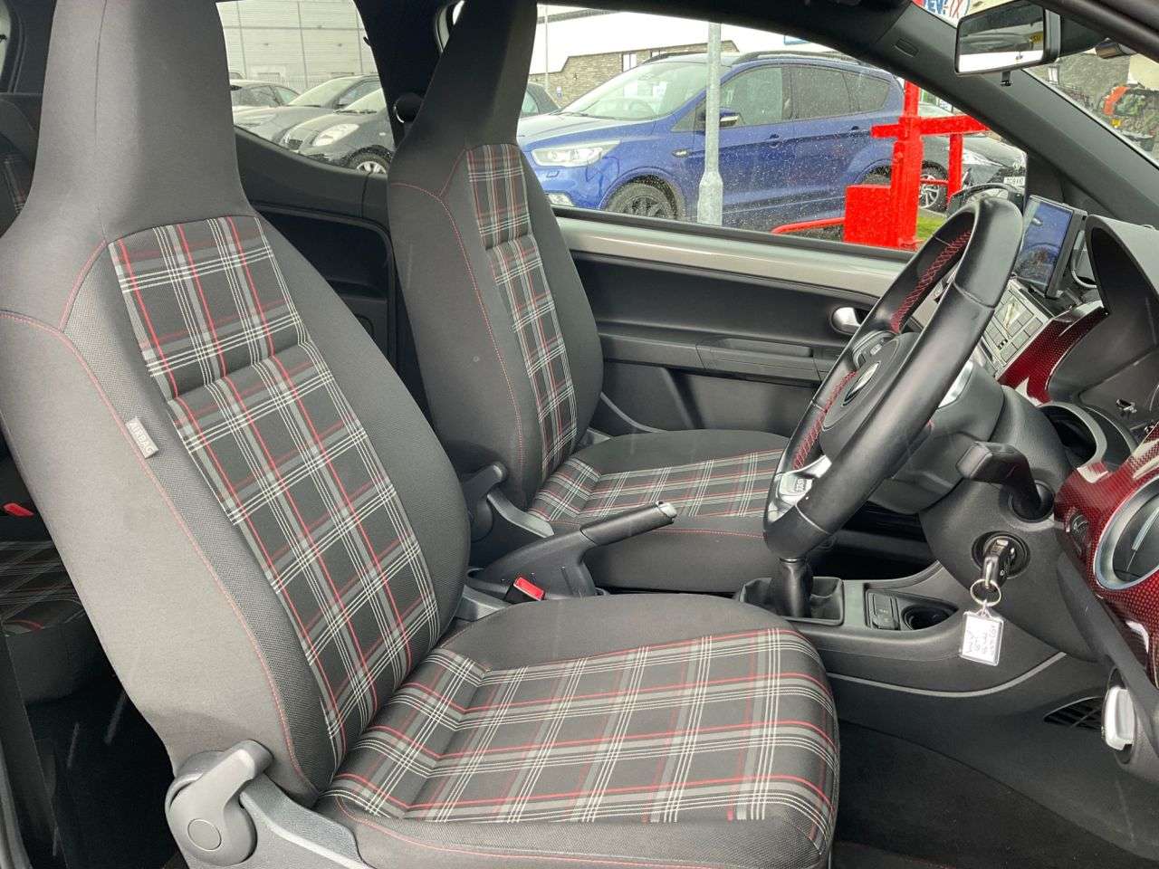 2021 VOLKSWAGEN UP! 2021 VOLKSWAGEN UP!