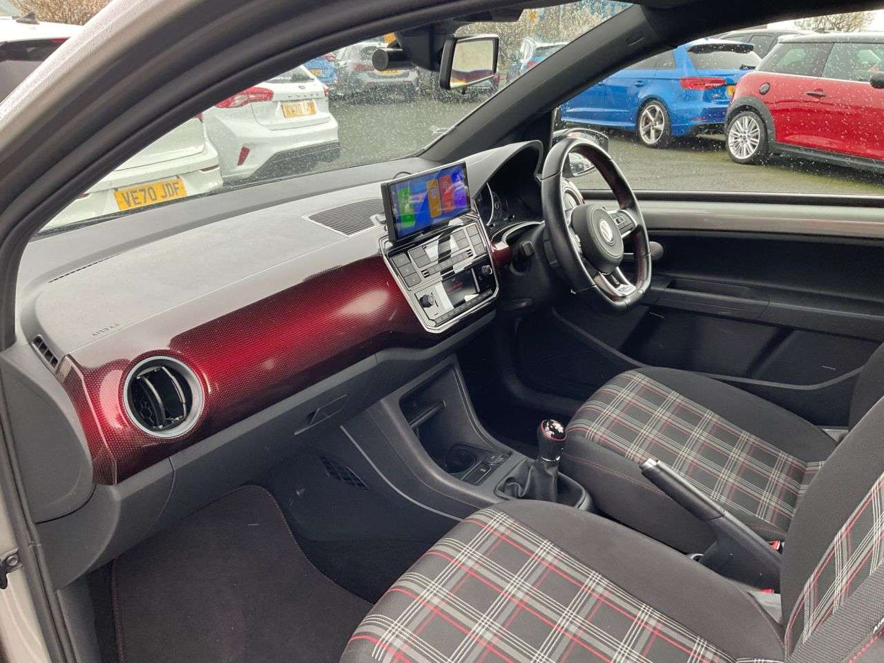 2021 VOLKSWAGEN UP! 2021 VOLKSWAGEN UP!