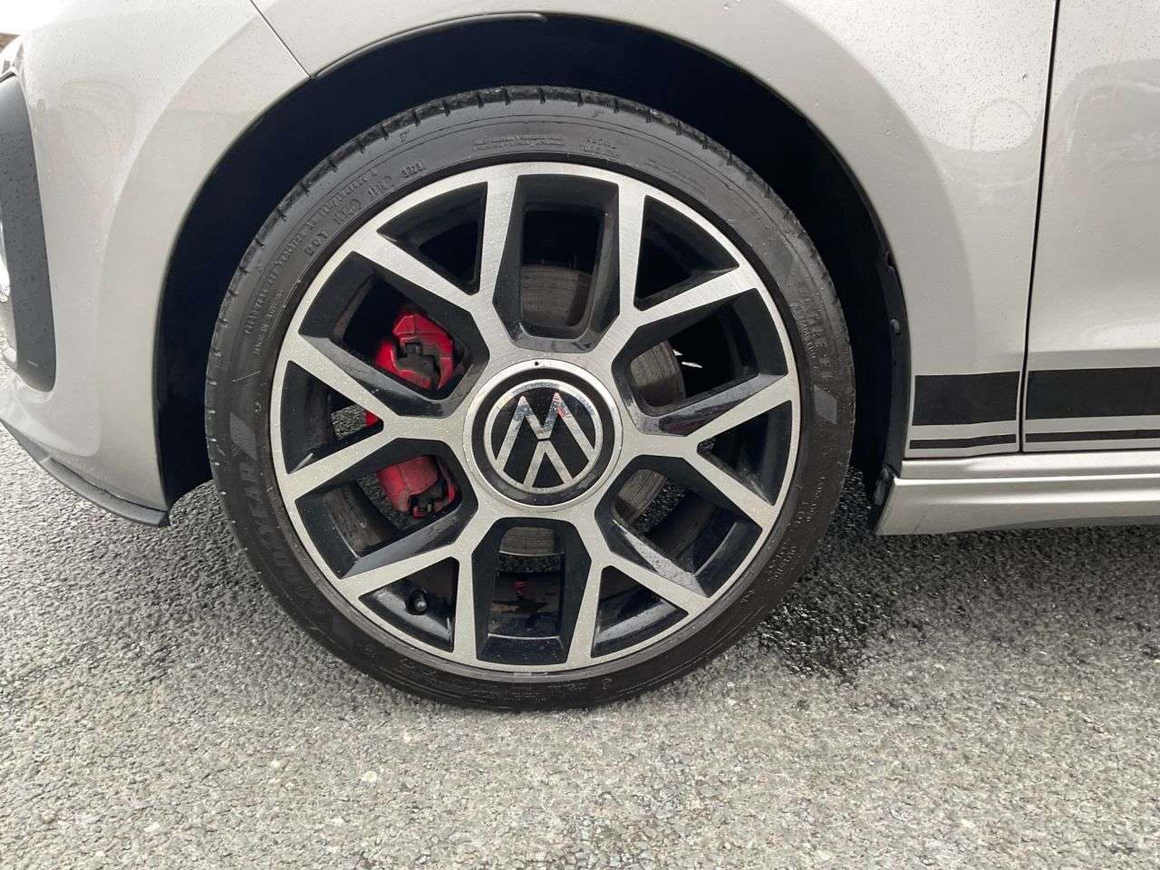 2021 VOLKSWAGEN UP! 2021 VOLKSWAGEN UP!