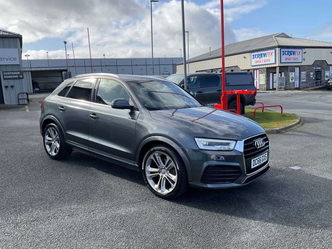 A 2019 AUDI Q3 2.0 TDI S line Plus SUV 5dr Diesel S Tronic quattro Euro 6 (s/s) (150 ps) A 2019 AUDI Q3 2.0 TDI S line Plus SUV 5dr Diesel S Tronic quattro Euro 6 (s/s) (150 ps)