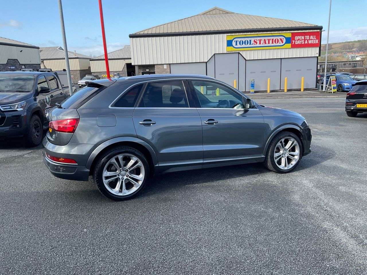 2019 AUDI Q3 2019 AUDI Q3