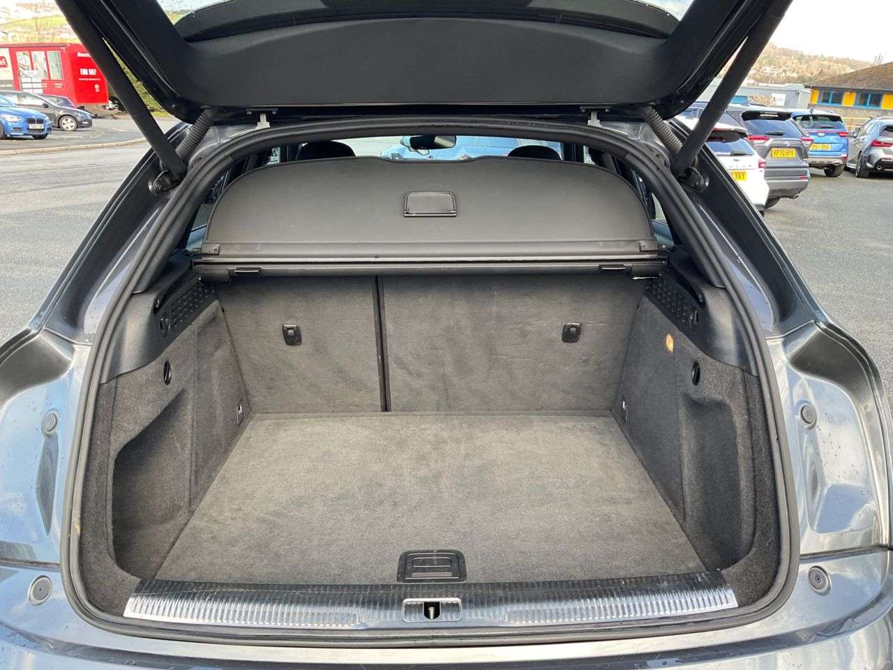 2019 AUDI Q3 2019 AUDI Q3