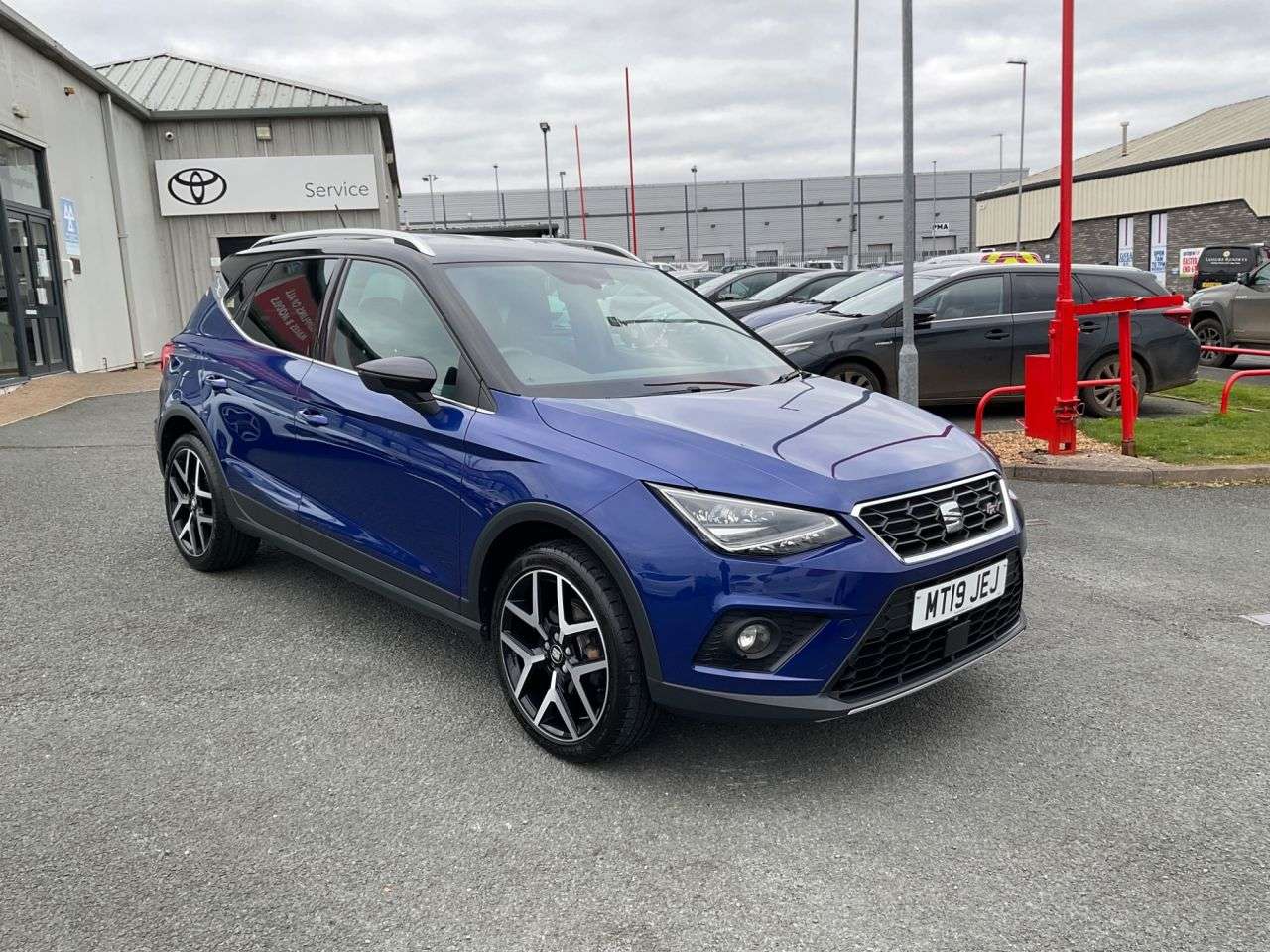 A 2019 SEAT ARONA 1.0 TSI GPF FR Sport SUV 5dr Petrol Manual Euro 6 (s/s) (115 ps) A 2019 SEAT ARONA 1.0 TSI GPF FR Sport SUV 5dr Petrol Manual Euro 6 (s/s) (115 ps)