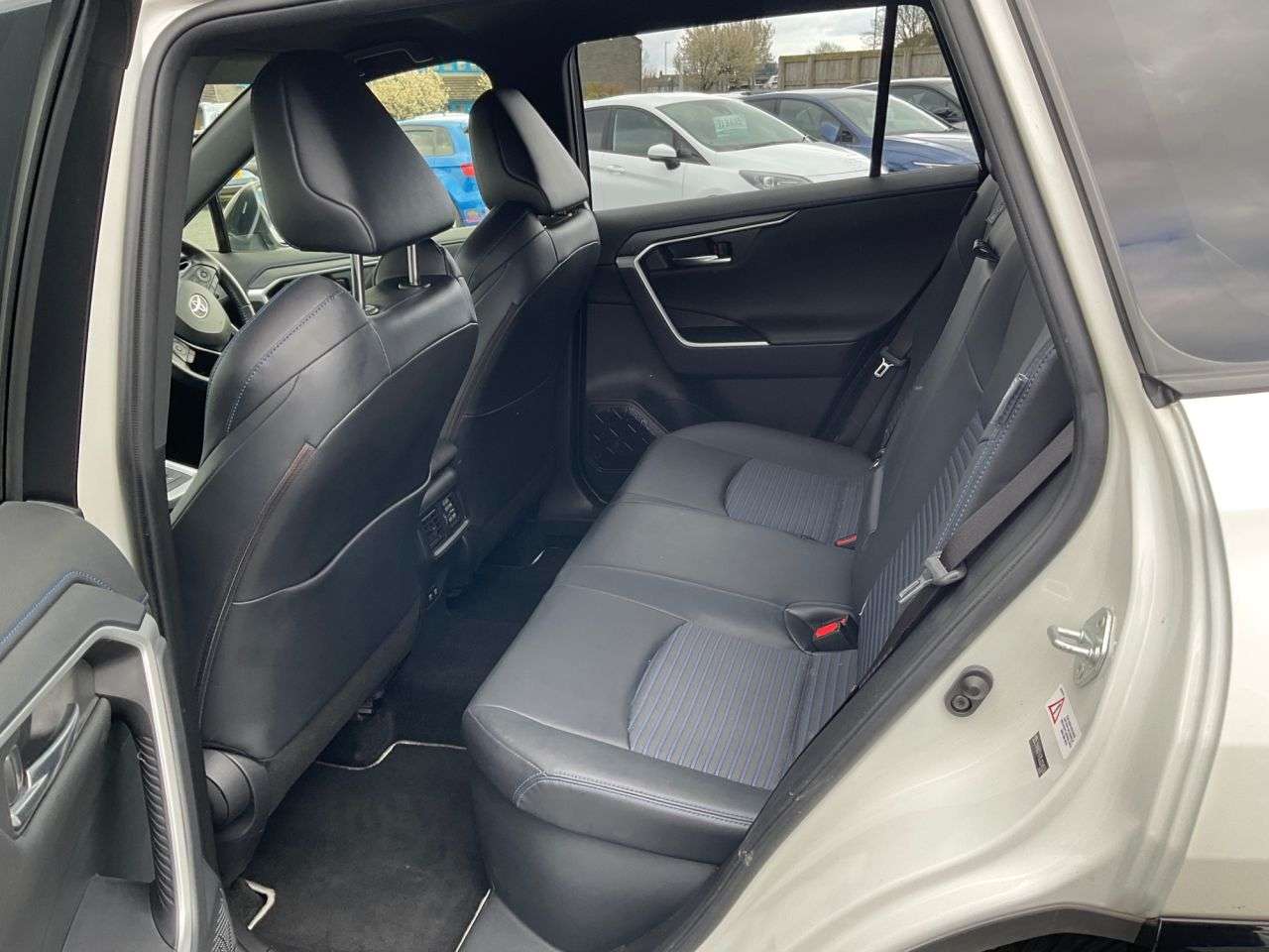 2019 TOYOTA RAV4 2019 TOYOTA RAV4