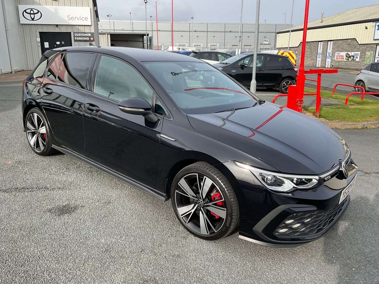 A 2022 VOLKSWAGEN GOLF 2.0 TDI GTD Hatchback 5dr Diesel DSG Euro 6 (s/s) (200 ps) A 2022 VOLKSWAGEN GOLF 2.0 TDI GTD Hatchback 5dr Diesel DSG Euro 6 (s/s) (200 ps)