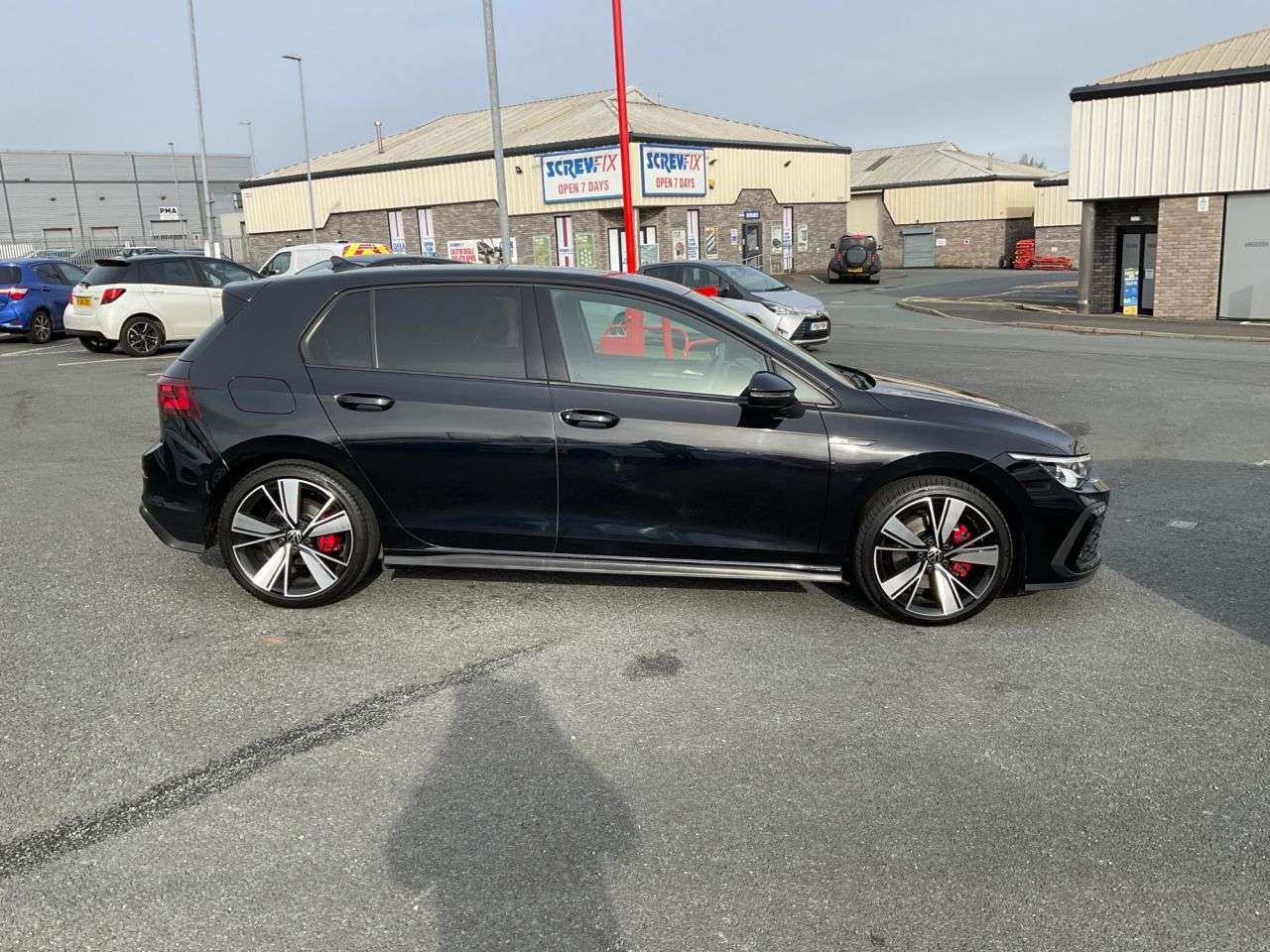 A 2022 VOLKSWAGEN GOLF 2.0 TDI GTD Hatchback 5dr Diesel DSG Euro 6 (s/s) (200 ps) A 2022 VOLKSWAGEN GOLF 2.0 TDI GTD Hatchback 5dr Diesel DSG Euro 6 (s/s) (200 ps)