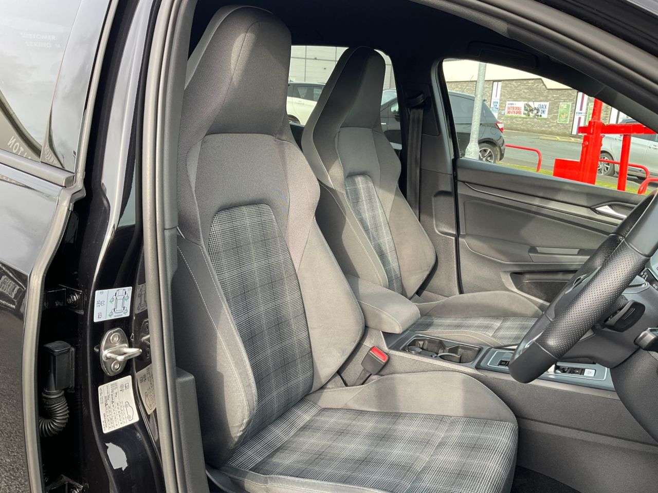 2022 VOLKSWAGEN GOLF 2022 VOLKSWAGEN GOLF