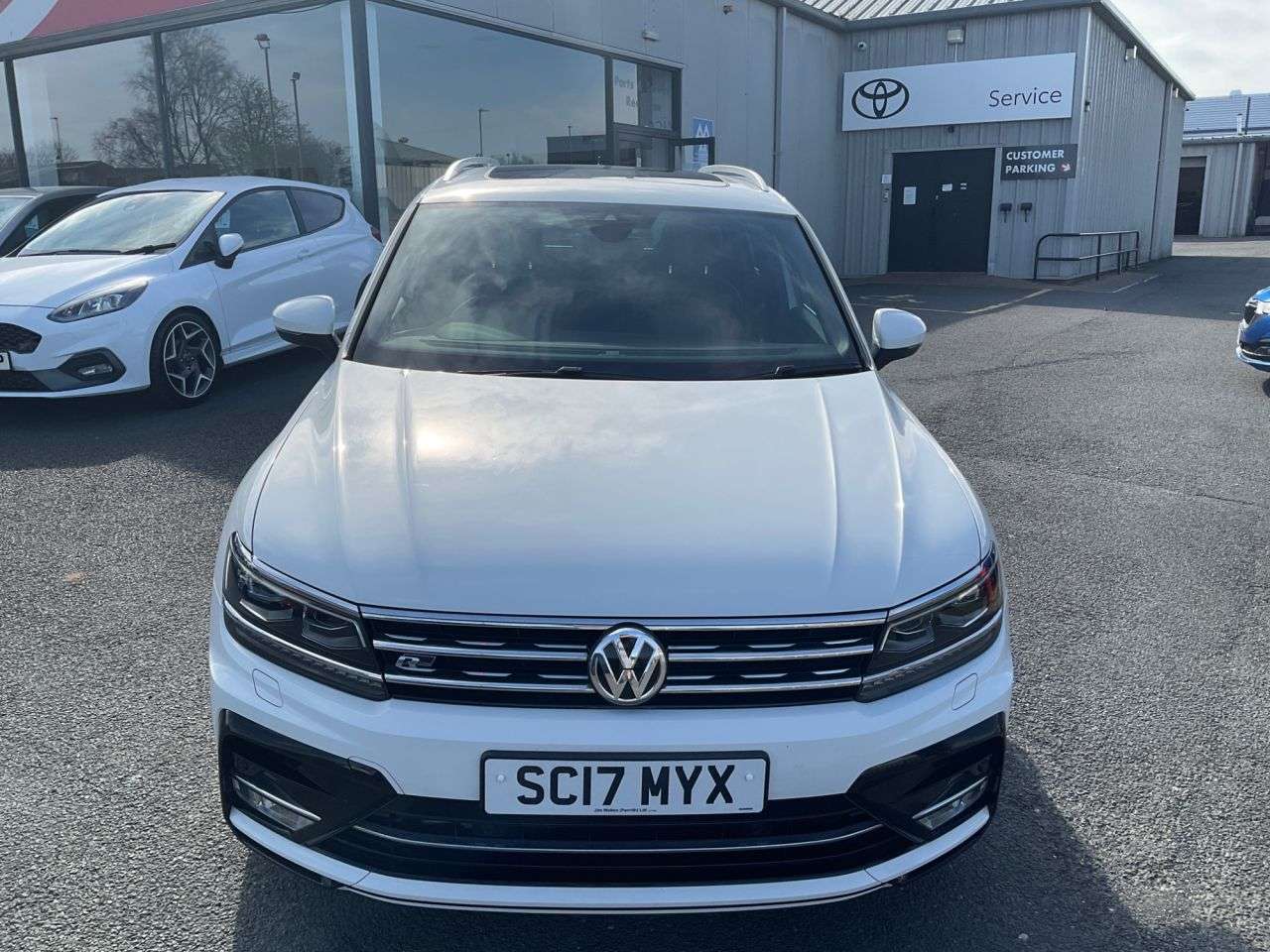 2017 VOLKSWAGEN TIGUAN 2017 VOLKSWAGEN TIGUAN