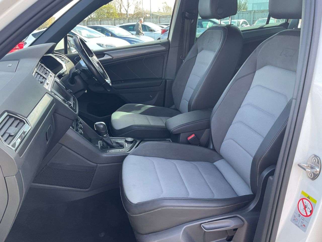 2017 VOLKSWAGEN TIGUAN 2017 VOLKSWAGEN TIGUAN