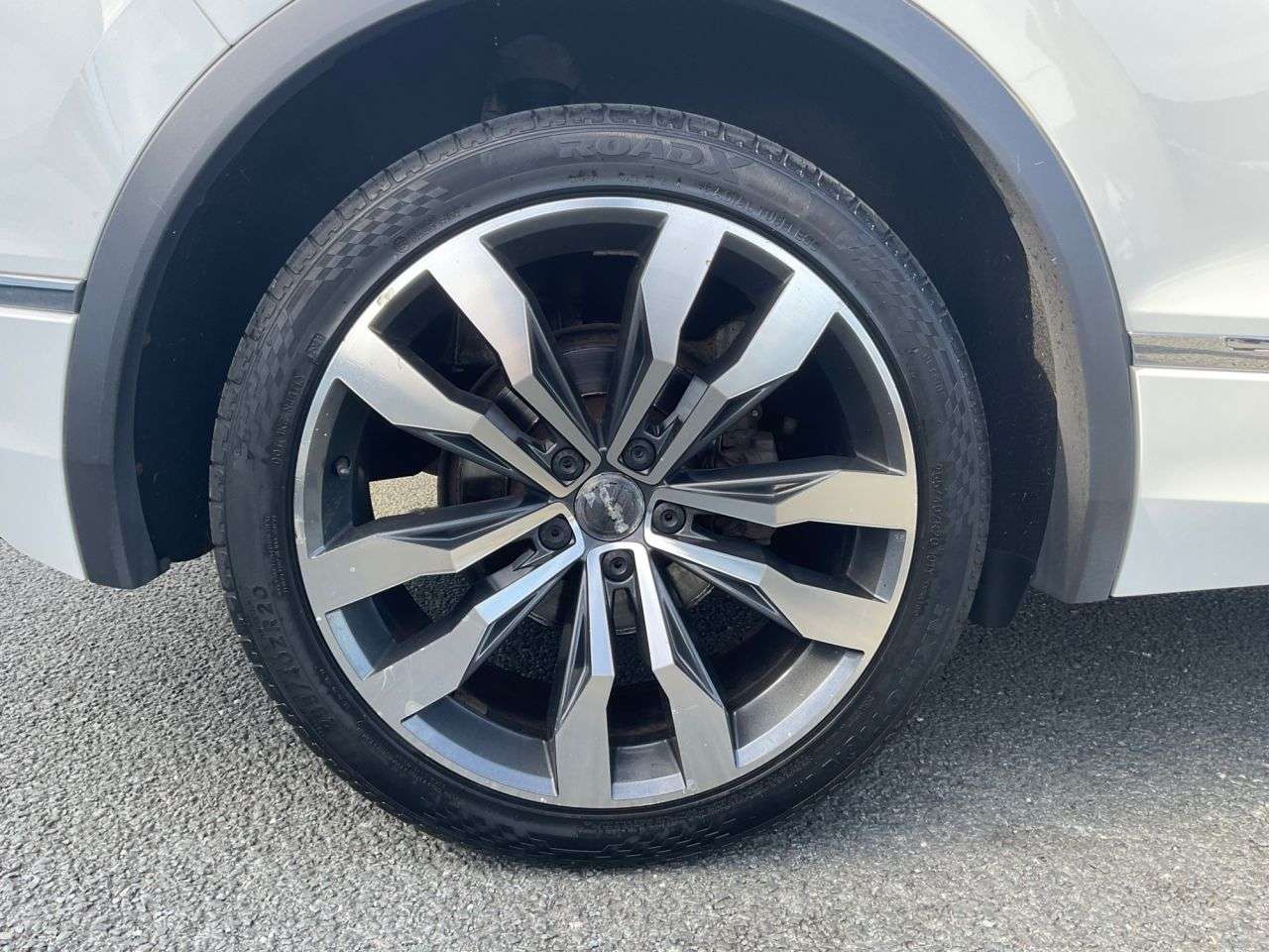 2017 VOLKSWAGEN TIGUAN 2017 VOLKSWAGEN TIGUAN