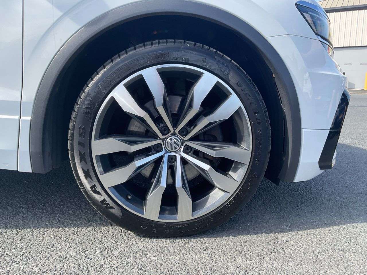 2017 VOLKSWAGEN TIGUAN 2017 VOLKSWAGEN TIGUAN