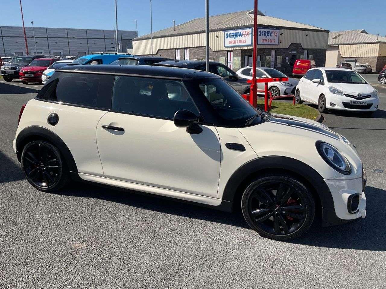 2018 MINI HATCH 2018 MINI HATCH