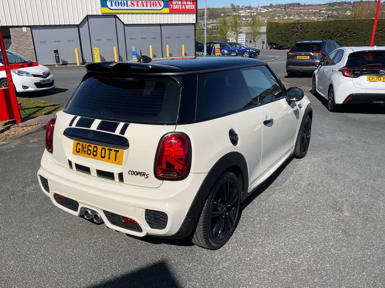 2018 MINI HATCH 2018 MINI HATCH