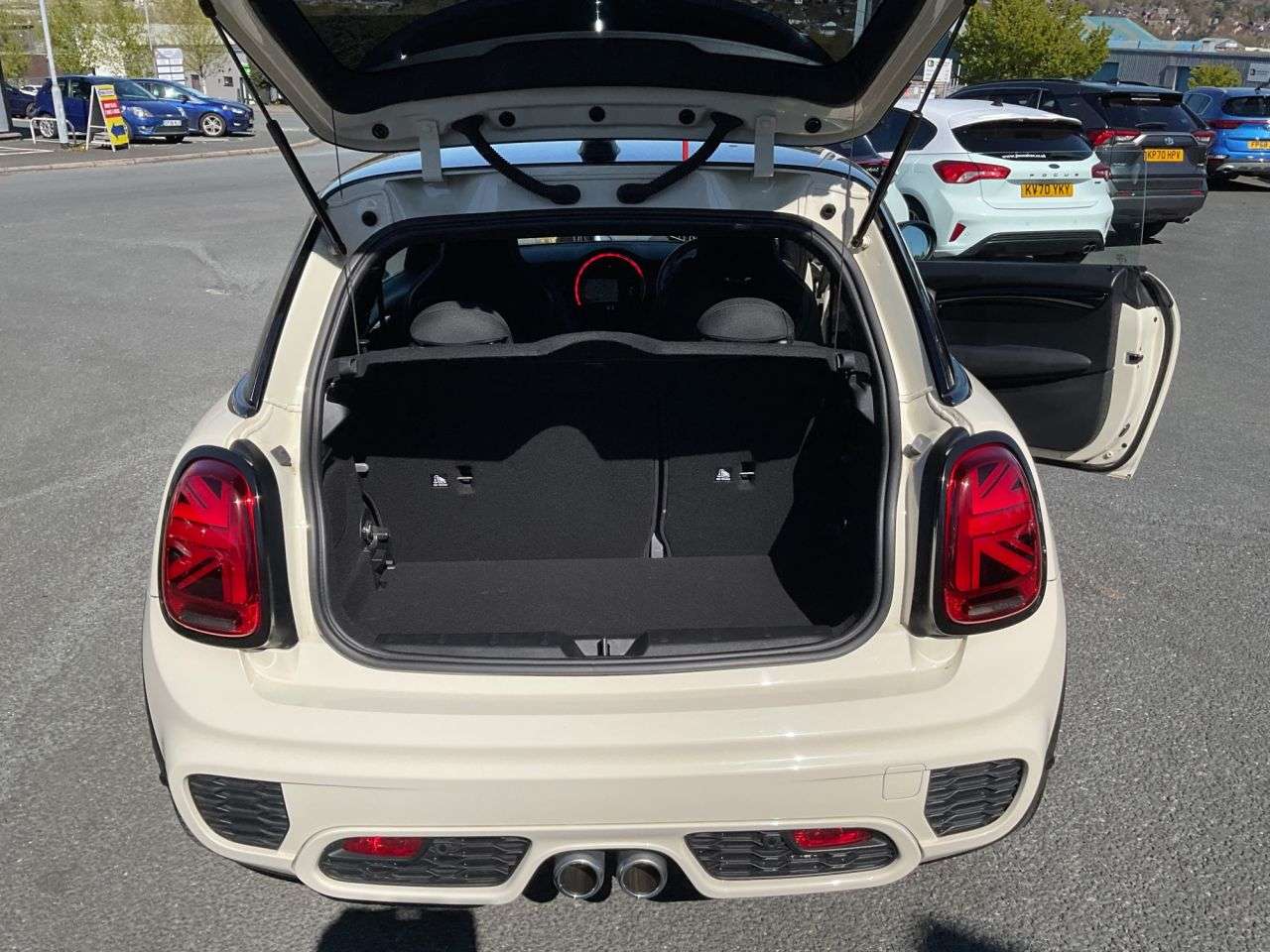 2018 MINI HATCH 2018 MINI HATCH