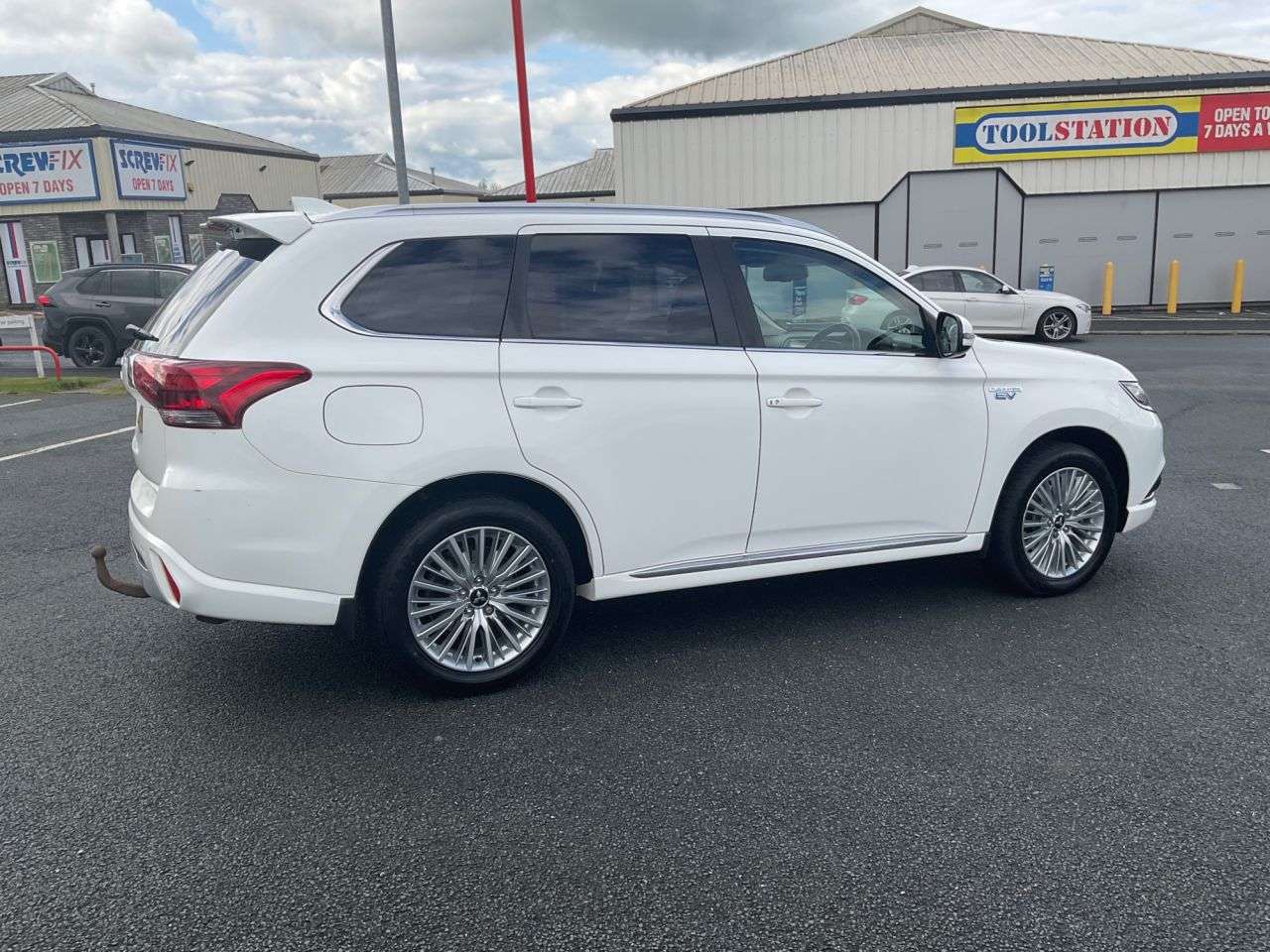 2019 MITSUBISHI OUTLANDER 2019 MITSUBISHI OUTLANDER