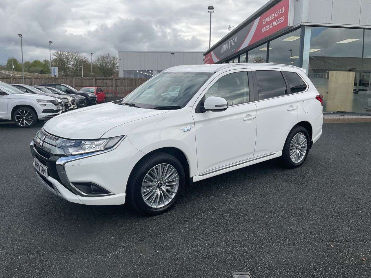2019 MITSUBISHI OUTLANDER 2019 MITSUBISHI OUTLANDER