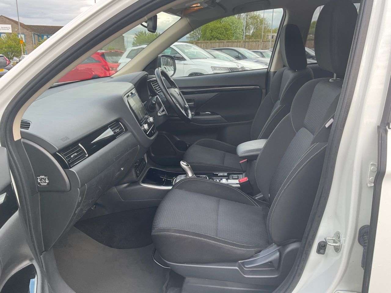 2019 MITSUBISHI OUTLANDER 2019 MITSUBISHI OUTLANDER