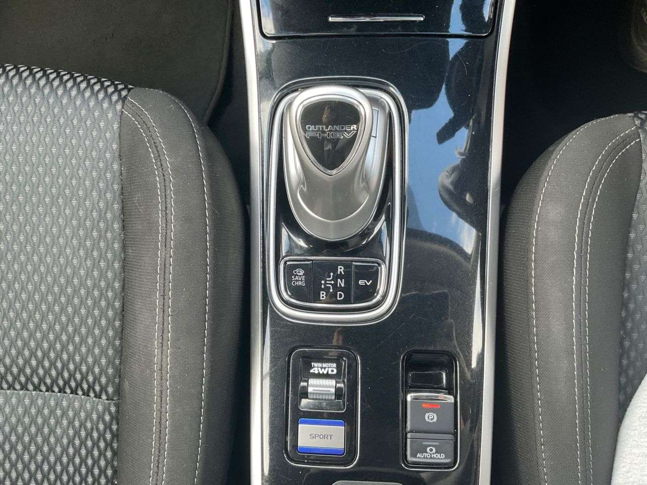 2019 MITSUBISHI OUTLANDER 2019 MITSUBISHI OUTLANDER