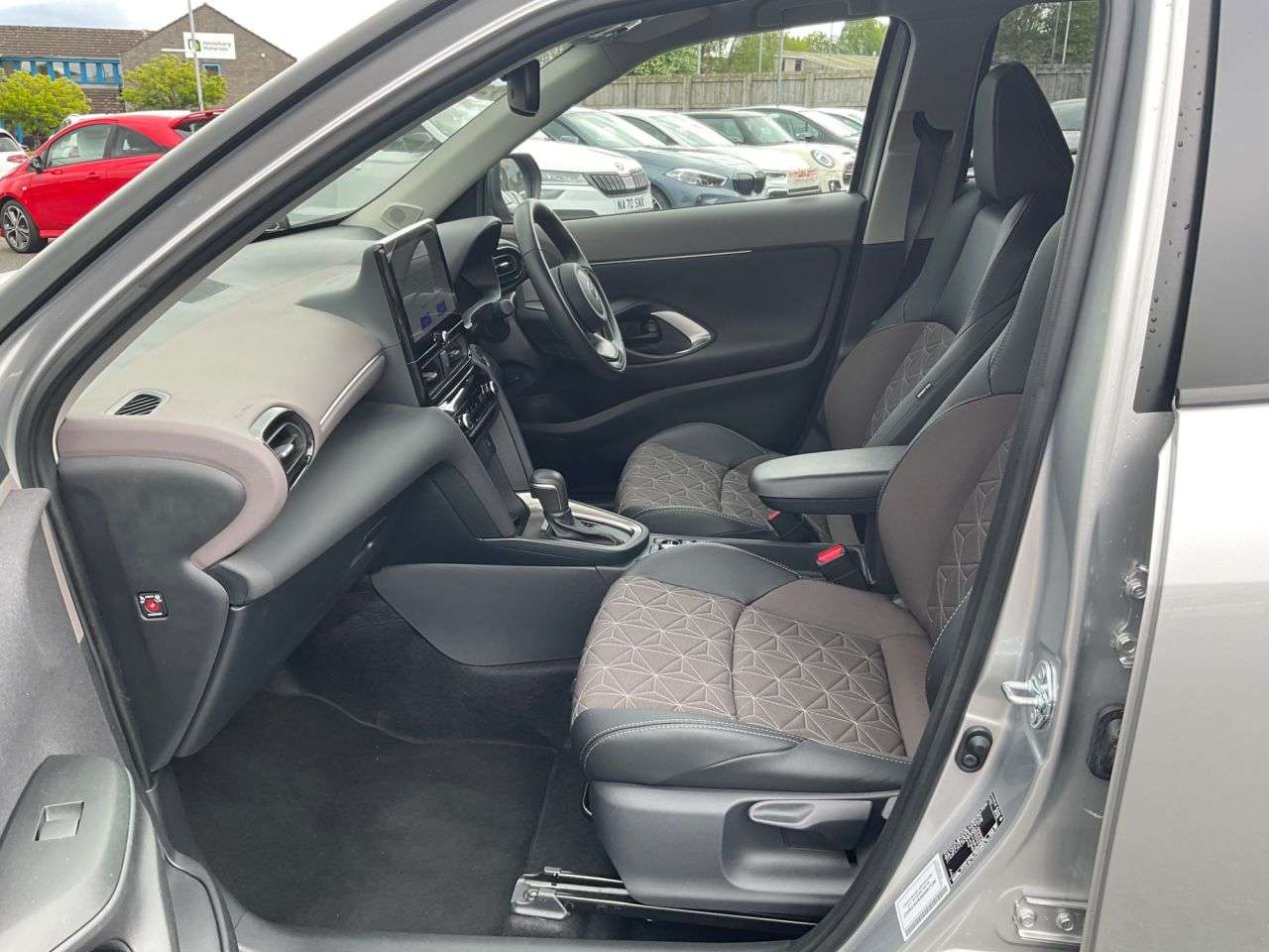 2025 TOYOTA YARIS CROSS 2025 TOYOTA YARIS CROSS