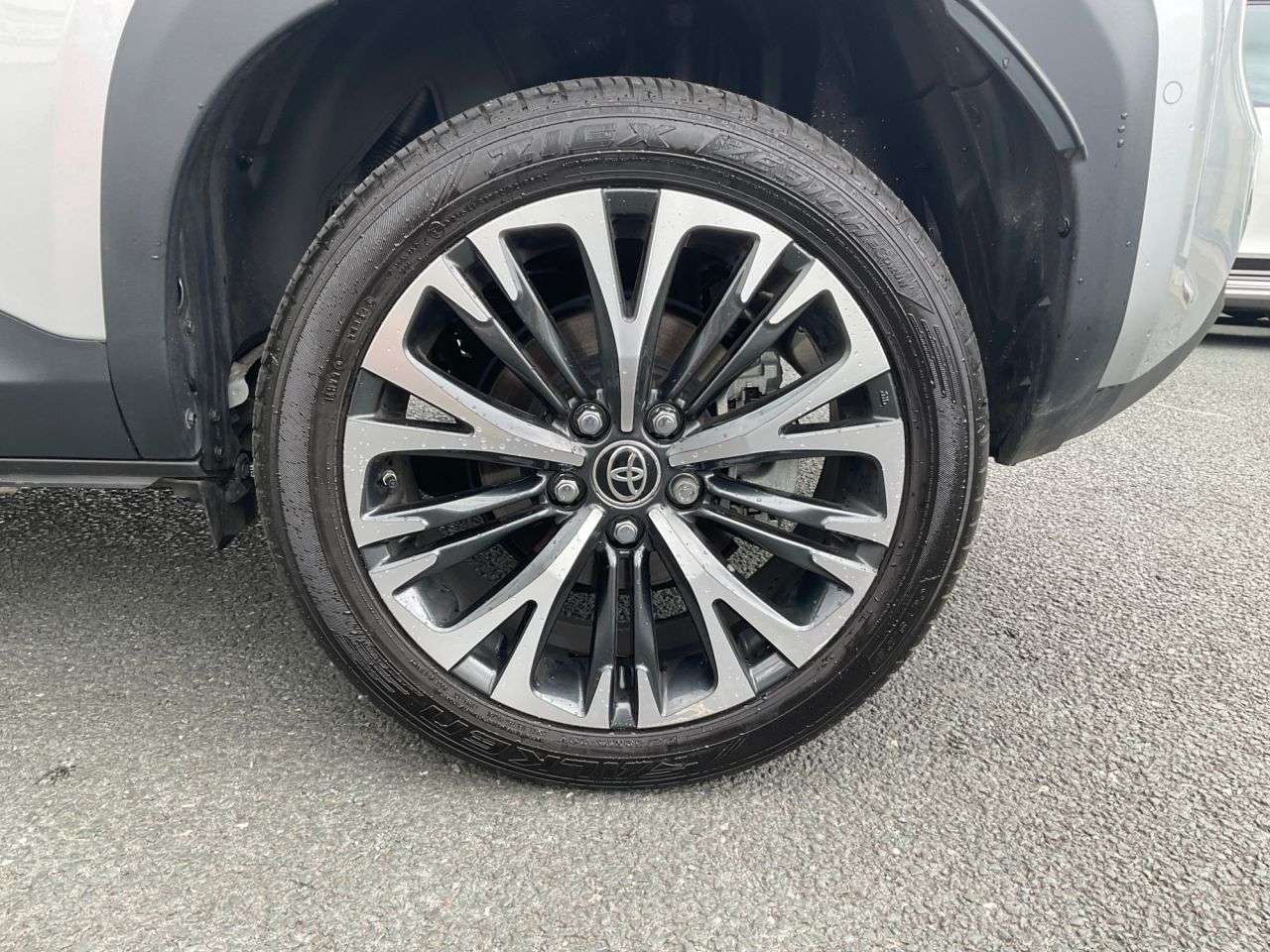 2025 TOYOTA YARIS CROSS 2025 TOYOTA YARIS CROSS