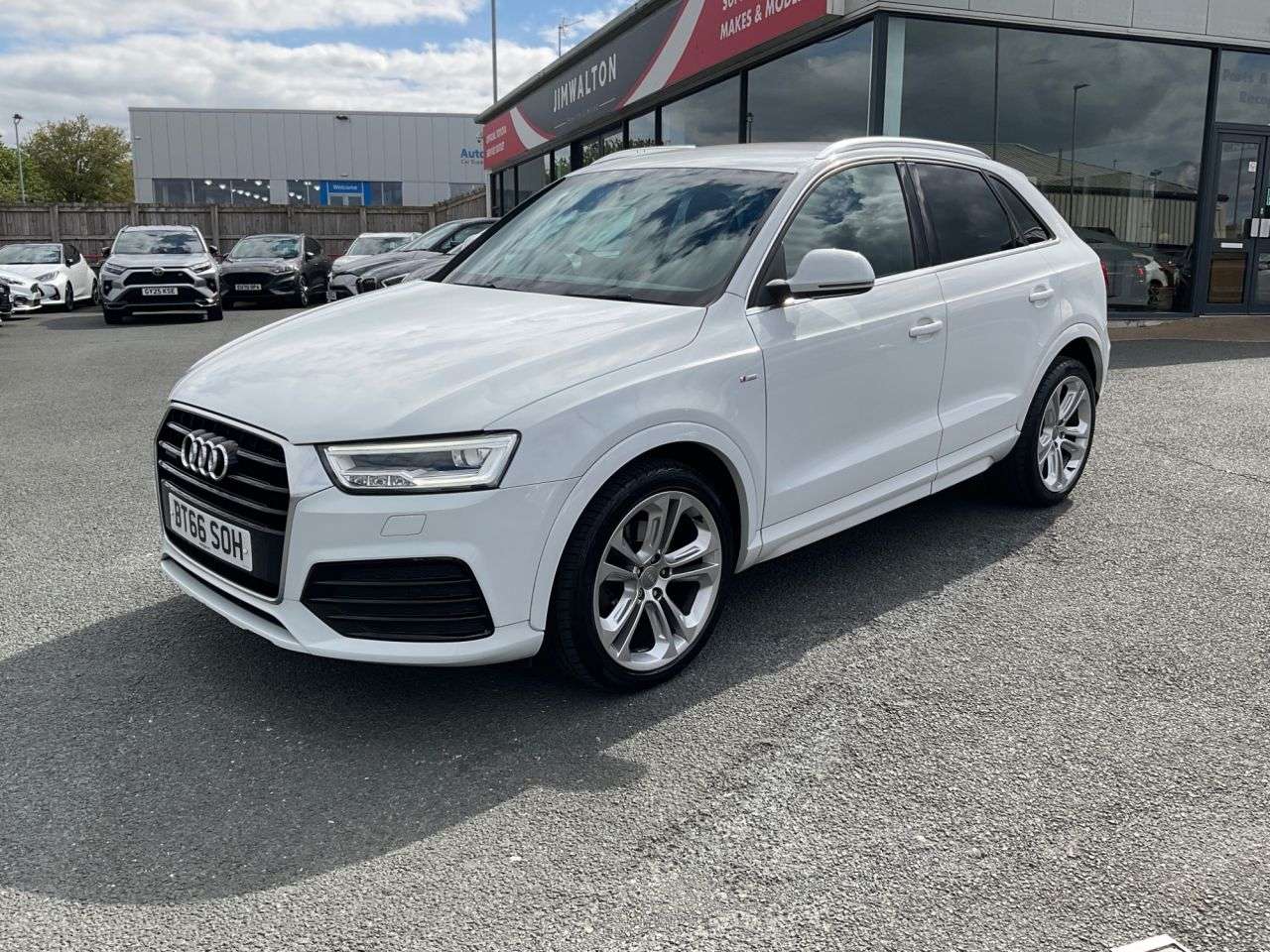 2016 AUDI Q3 2016 AUDI Q3