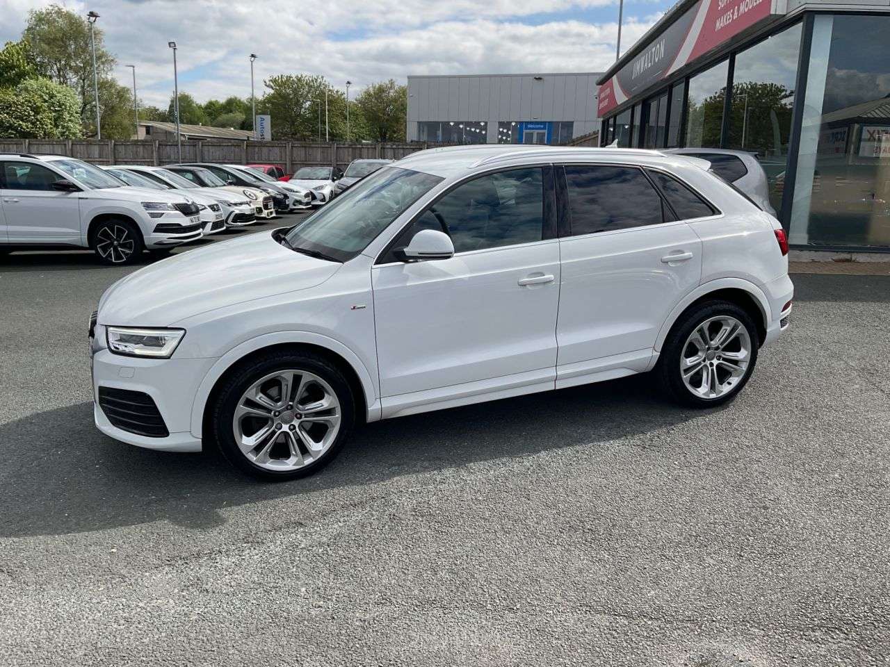 2016 AUDI Q3 2016 AUDI Q3